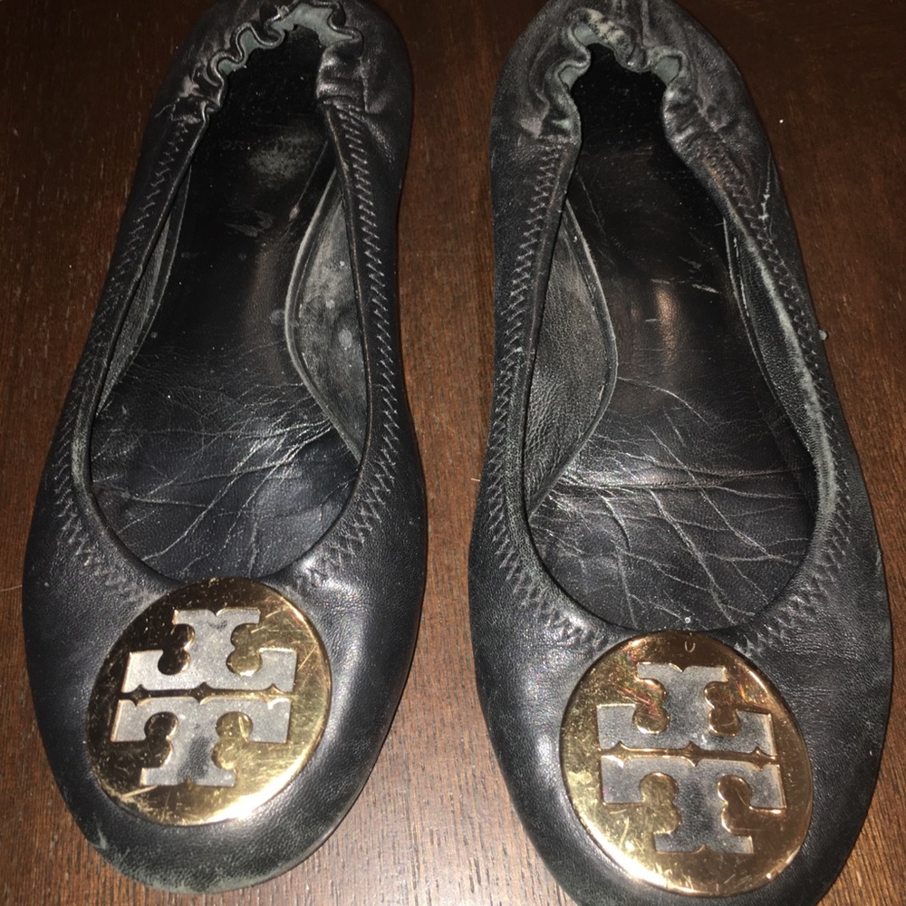 Authentic Tory Burch flats. Size 8
